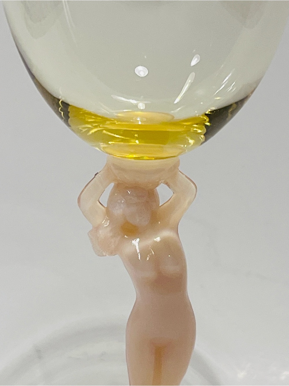 Vintage Cambridge Glass Nude Statuesque Tuscan & Yellow Cocktail Glass - Picture 6 of 12